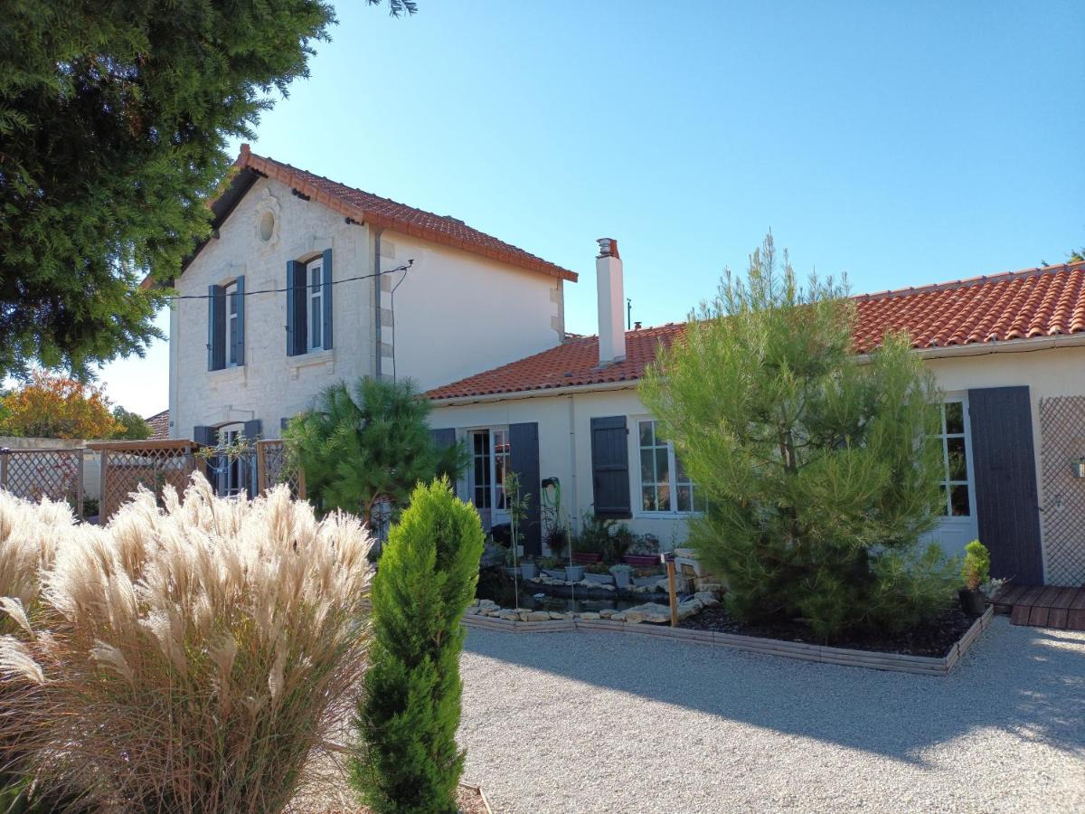 Le Clos Des Passiflores Пон Экстерьер фото